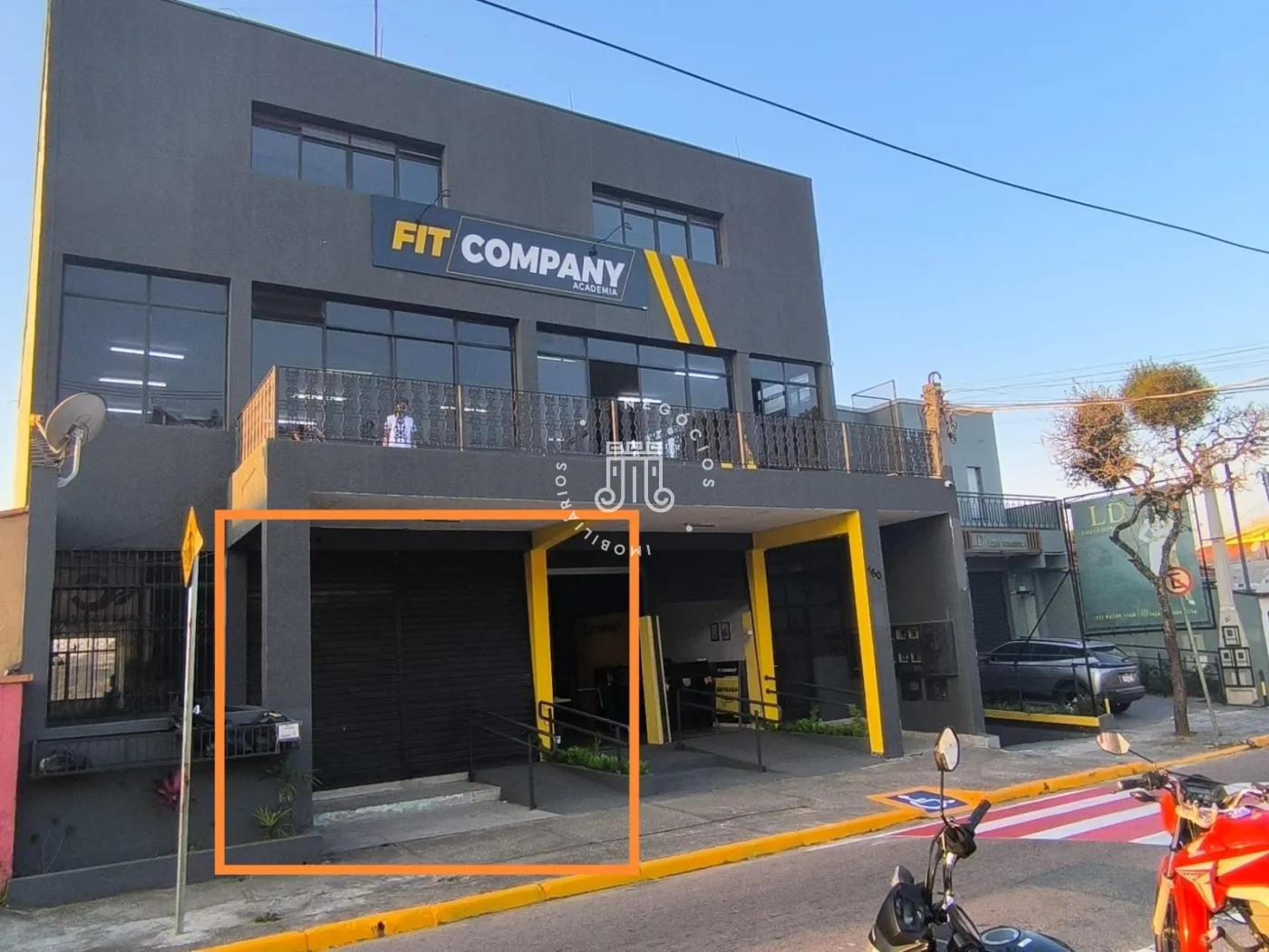 Alugar Comercial / Sal&atilde;o em V&aacute;rzea Paulista R$ 5.900,00 - Foto 1