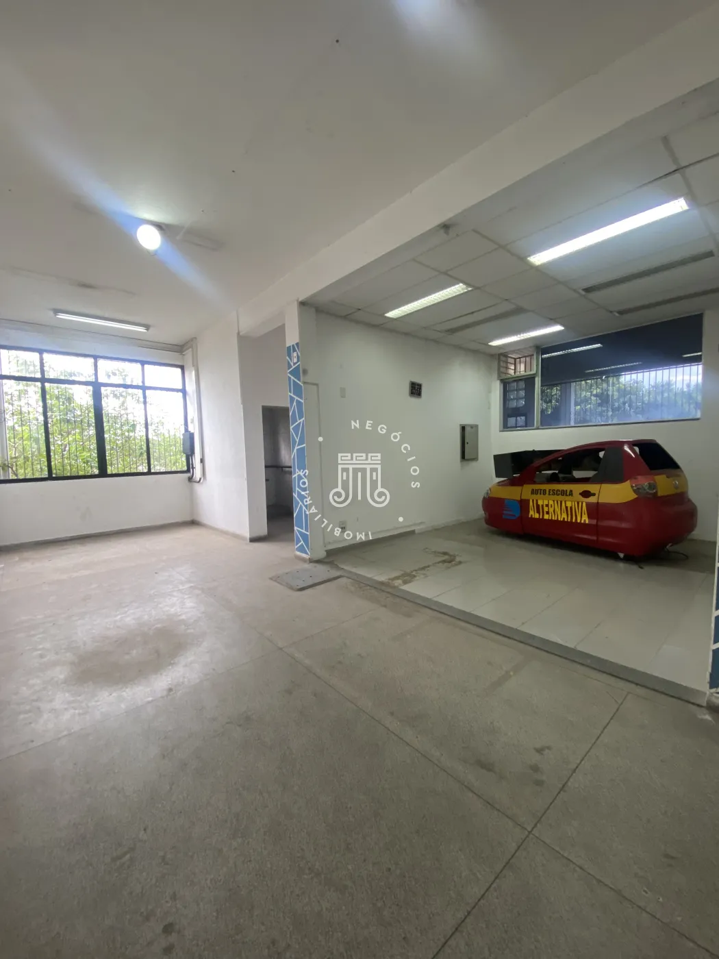 Alugar Comercial / Sal&atilde;o em V&aacute;rzea Paulista R$ 5.900,00 - Foto 4