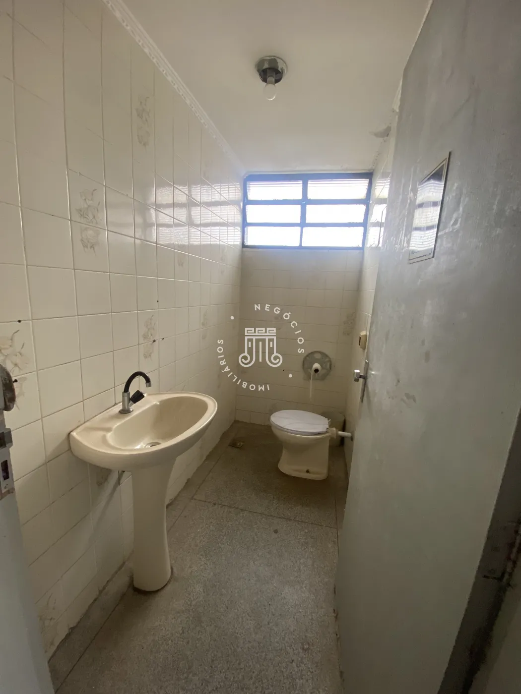 Alugar Comercial / Sal&atilde;o em V&aacute;rzea Paulista R$ 5.900,00 - Foto 9