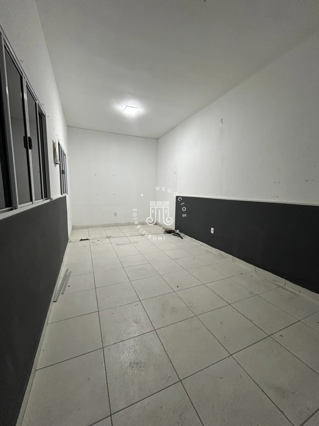 Alugar Comercial / Galp&atilde;o em V&aacute;rzea Paulista R$ 13.600,00 - Foto 21