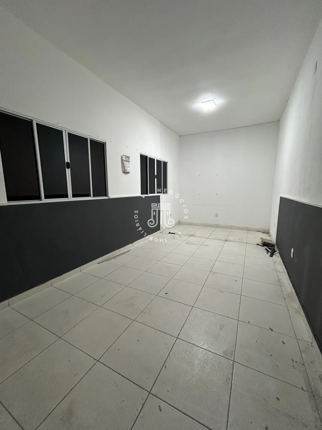 Alugar Comercial / Galp&atilde;o em V&aacute;rzea Paulista R$ 13.600,00 - Foto 22