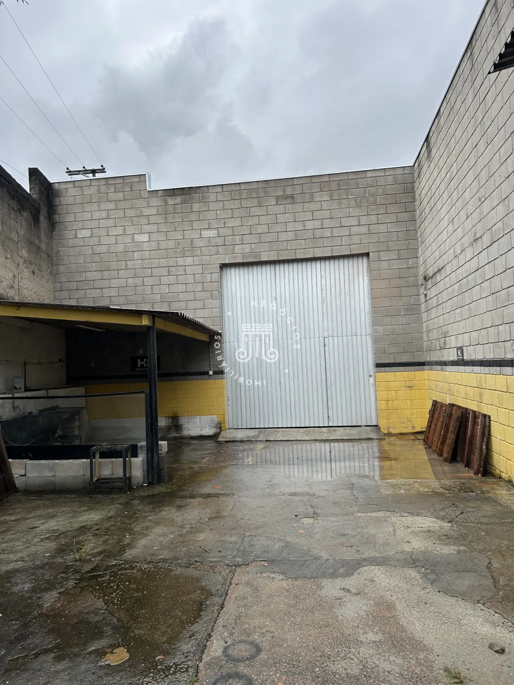 Alugar Comercial / Galp&atilde;o em V&aacute;rzea Paulista R$ 13.600,00 - Foto 23