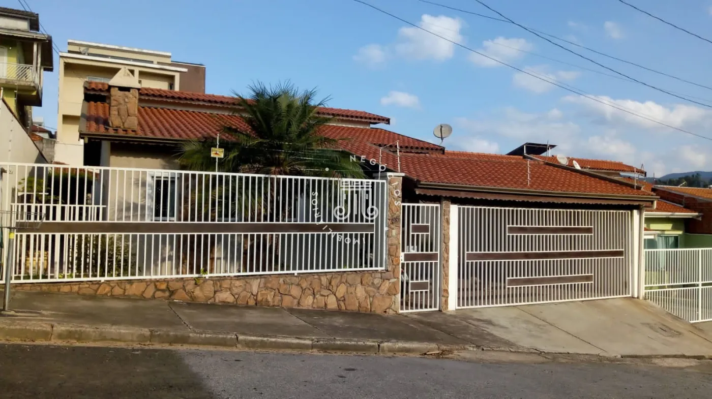 Comprar Casa / Padr&atilde;o em Jundia&iacute; R$ 1.260.000,00 - Foto 1