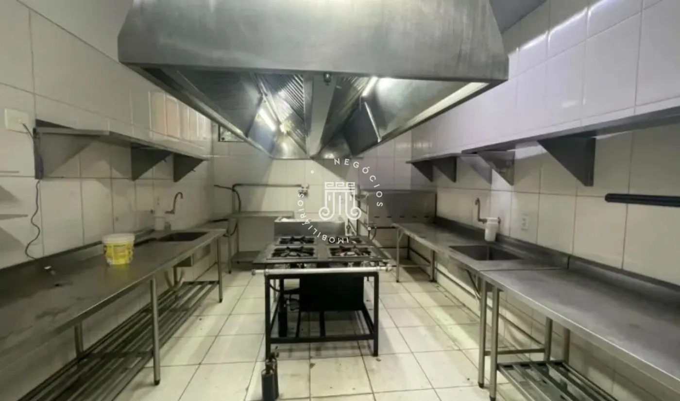 Alugar Comercial / Sal&atilde;o em Jundia&iacute; R$ 24.000,00 - Foto 2