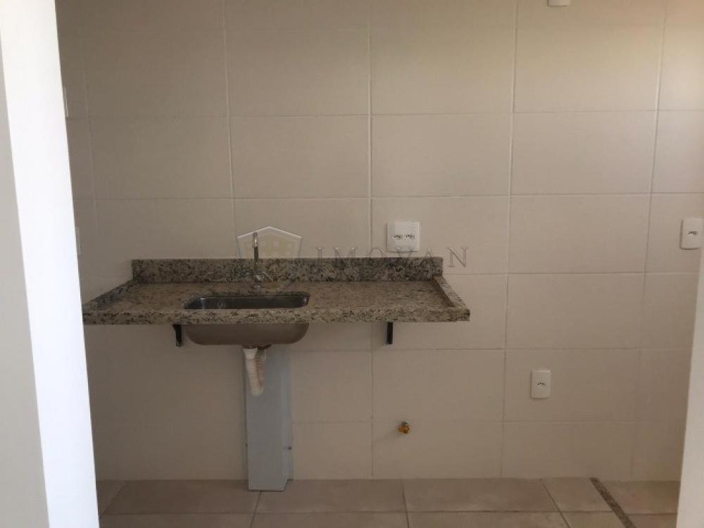 Comprar Apartamento / Padr&atilde;o em Bonfim Paulista R$ 250.000,00 - Foto 3