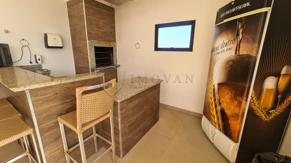 Alugar Apartamento / Padr&atilde;o em Ribeir&atilde;o Preto R$ 2.100,00 - Foto 16
