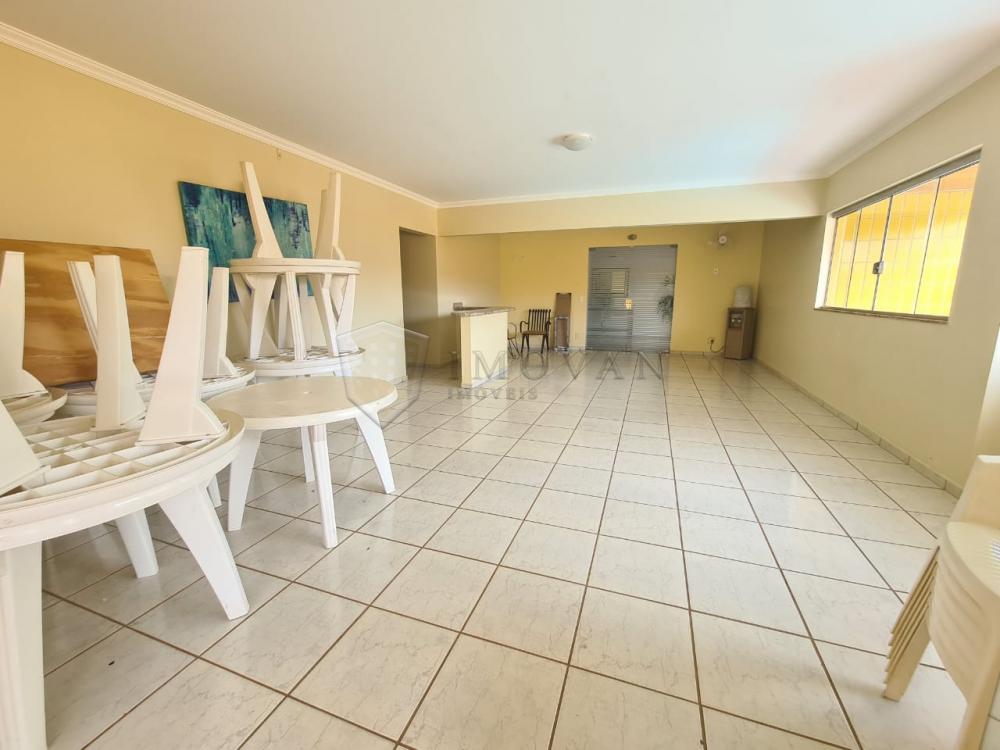 Alugar Apartamento / Padr&atilde;o em Ribeir&atilde;o Preto R$ 1.700,00 - Foto 17