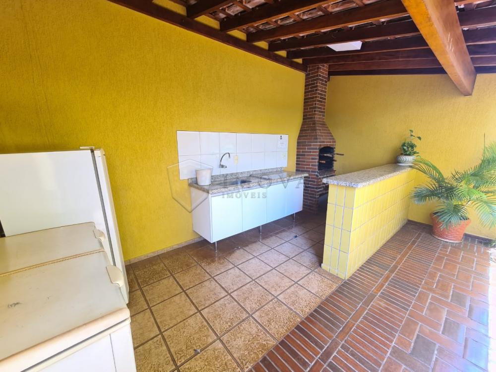 Alugar Apartamento / Padr&atilde;o em Ribeir&atilde;o Preto R$ 1.700,00 - Foto 18