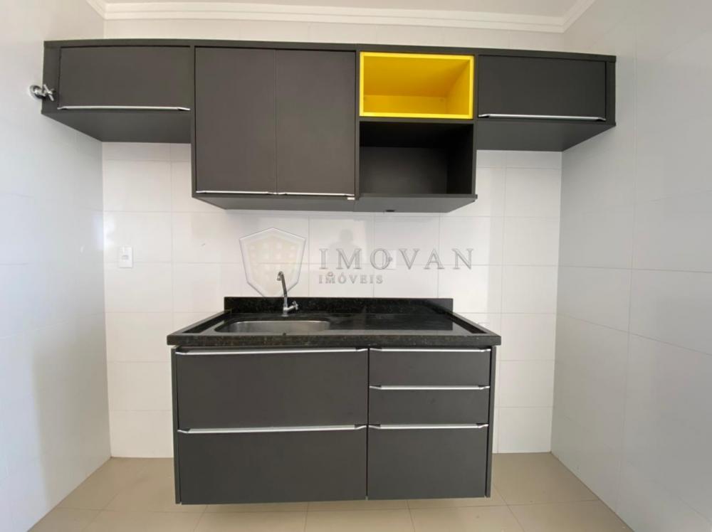 Alugar Apartamento / Padr&atilde;o em Ribeir&atilde;o Preto R$ 1.400,00 - Foto 5