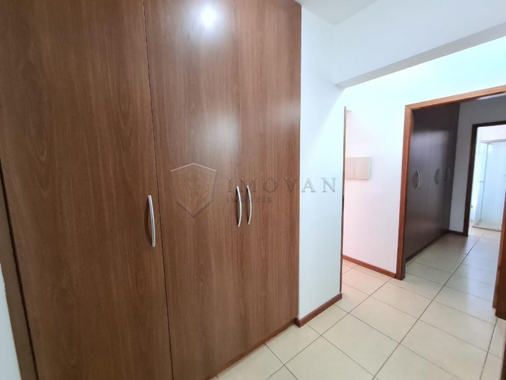 Alugar Apartamento / Padr&atilde;o em Ribeir&atilde;o Preto R$ 2.500,00 - Foto 11