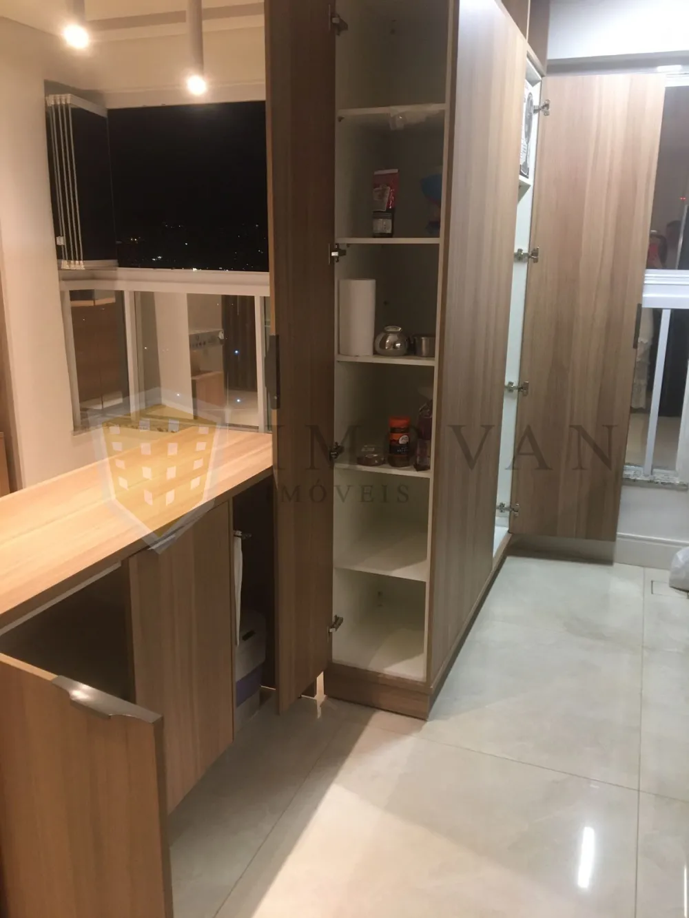 Comprar Apartamento / Padr&atilde;o em Ribeir&atilde;o Preto R$ 450.000,00 - Foto 4