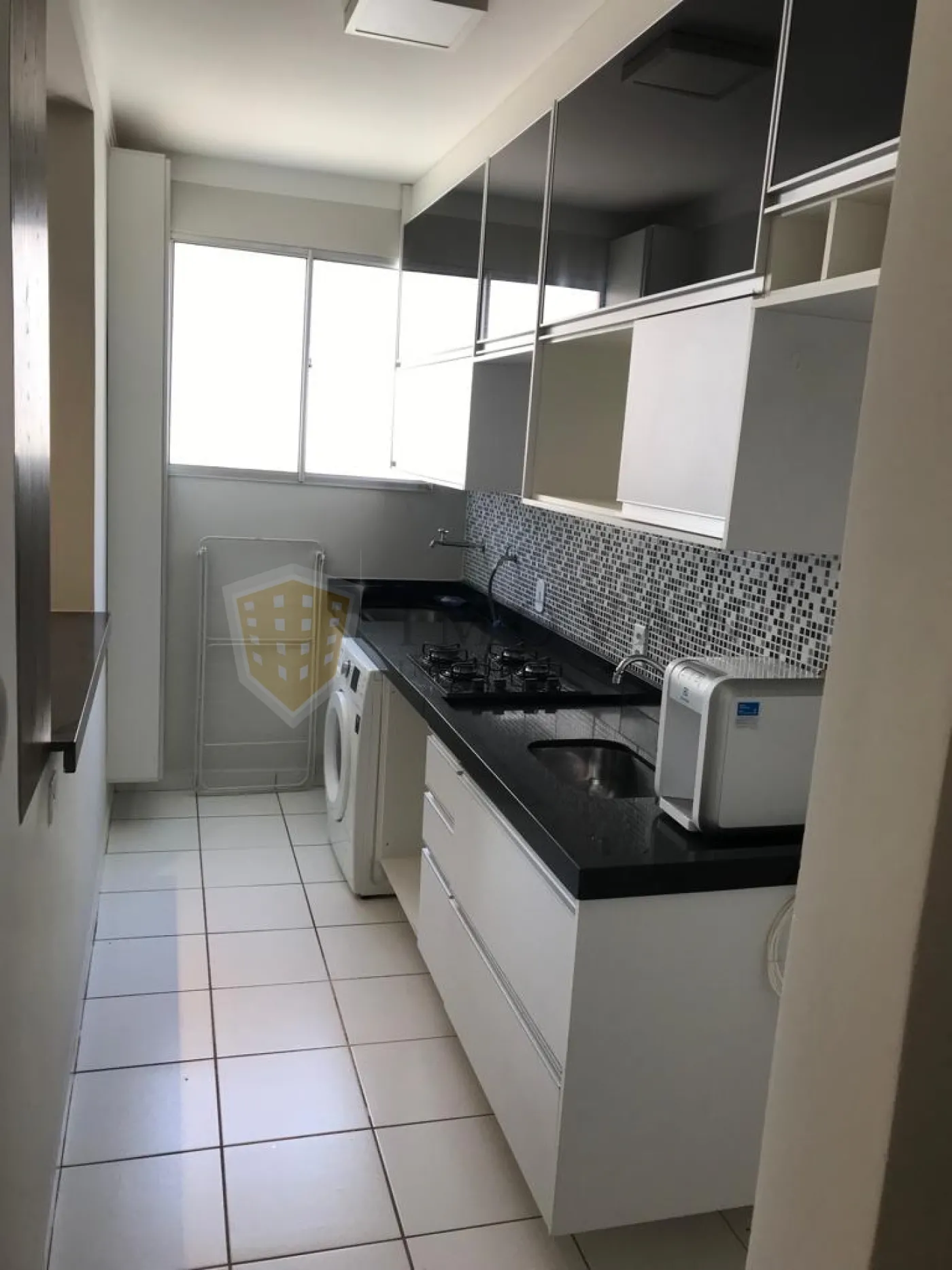 Comprar Apartamento / Padr&atilde;o em Ribeir&atilde;o Preto R$ 215.000,00 - Foto 3