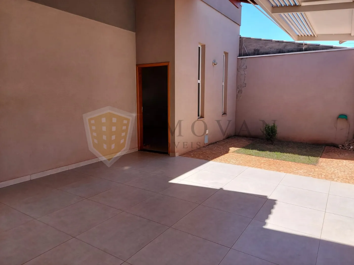 Comprar Casa / Padr&atilde;o em Ribeir&atilde;o Preto R$ 620.000,00 - Foto 4