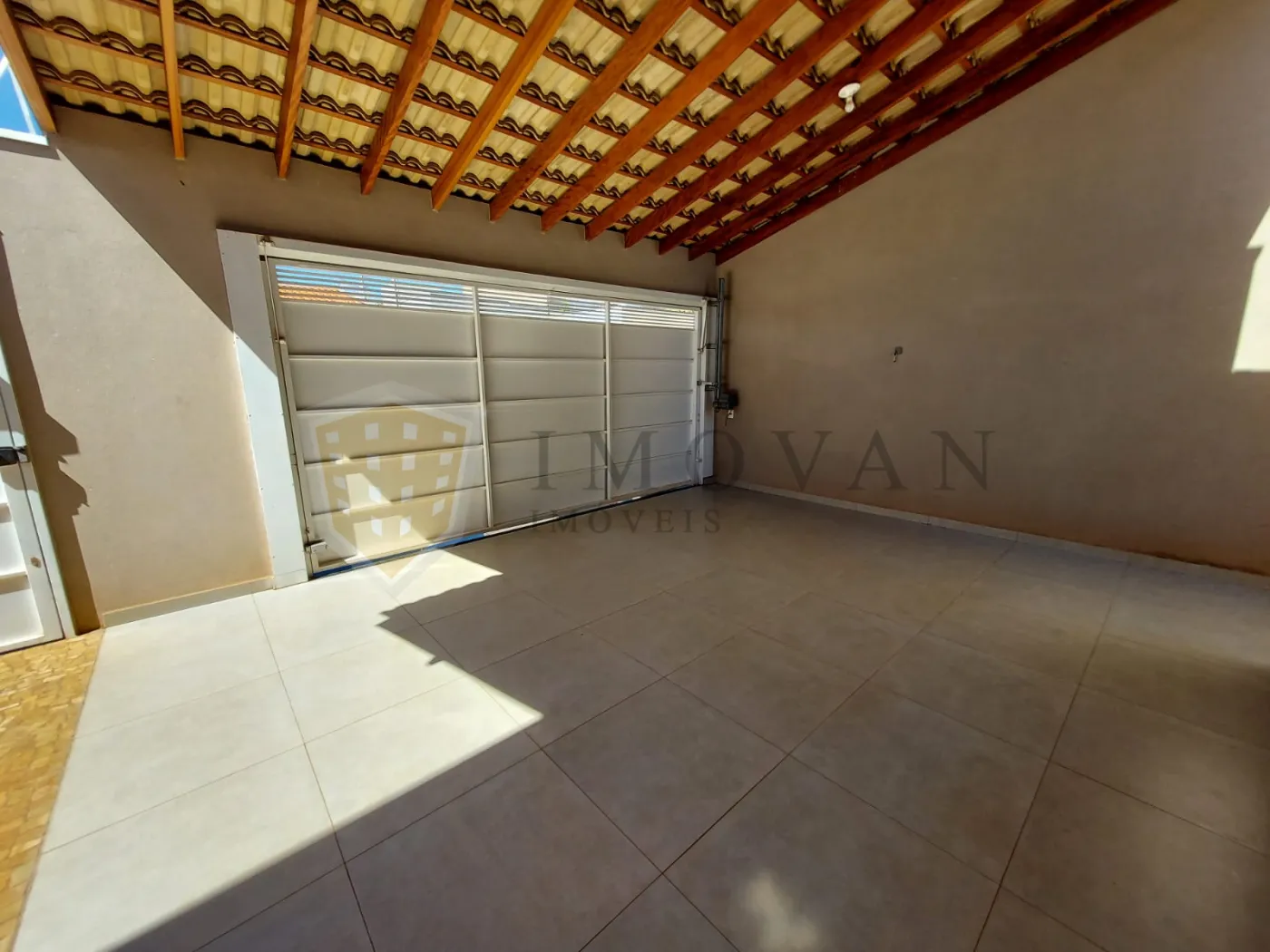 Comprar Casa / Padr&atilde;o em Ribeir&atilde;o Preto R$ 620.000,00 - Foto 2