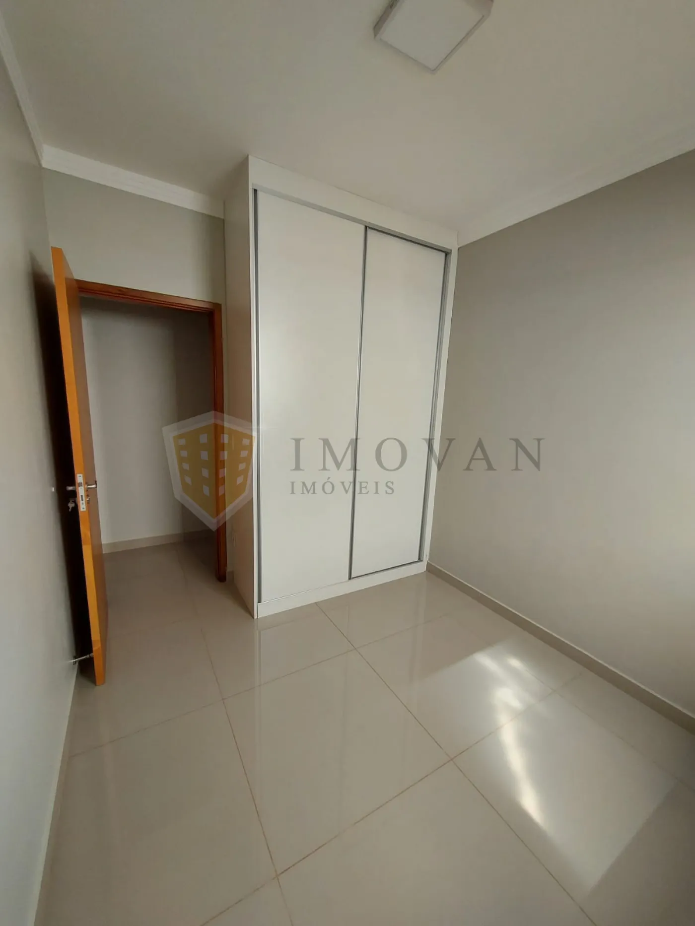 Comprar Casa / Padr&atilde;o em Ribeir&atilde;o Preto R$ 620.000,00 - Foto 19