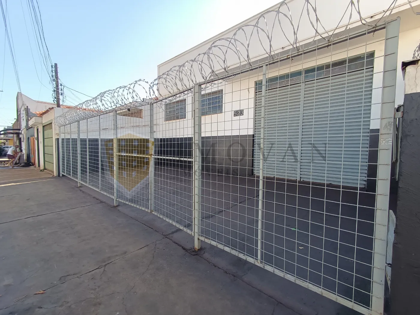 Alugar Comercial / Galp&atilde;o em Ribeir&atilde;o Preto R$ 4.800,00 - Foto 1