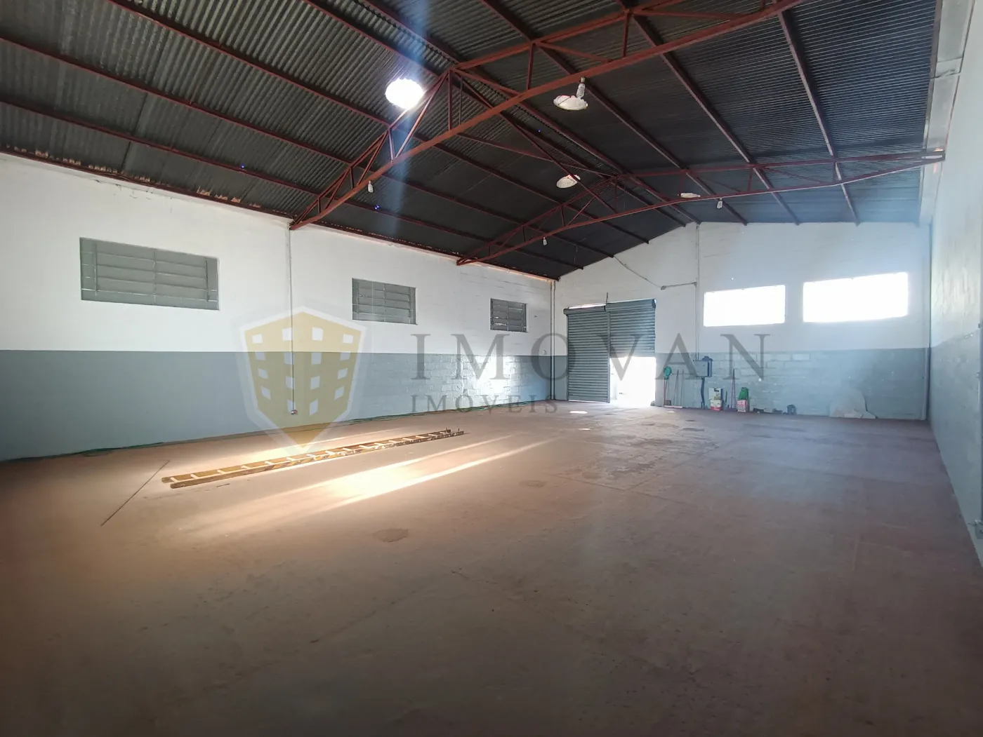 Alugar Comercial / Galp&atilde;o em Ribeir&atilde;o Preto R$ 4.800,00 - Foto 9