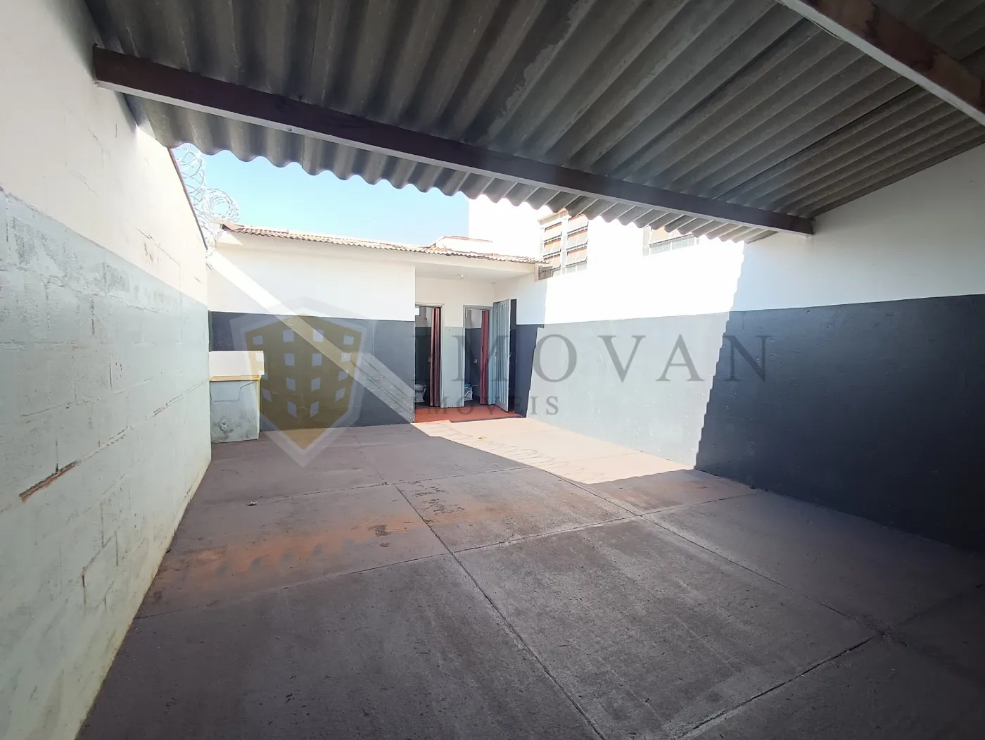 Alugar Comercial / Galp&atilde;o em Ribeir&atilde;o Preto R$ 4.800,00 - Foto 15