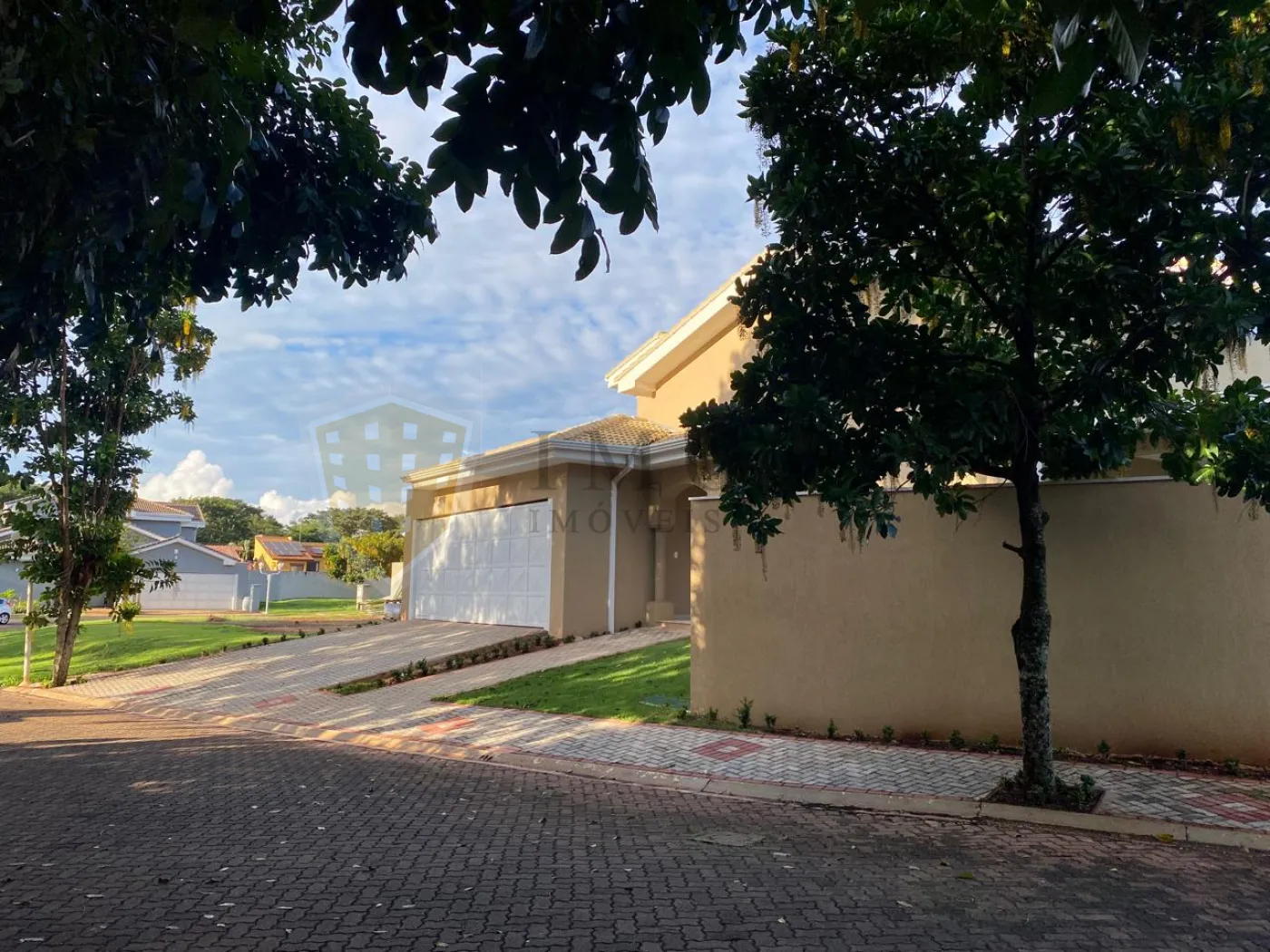 Bonfim Paulista Casa Venda R$2.600.000,00 Condominio R$1.650,00 4 Dormitorios 4 Suites Area do terreno 517.00m2 Area construida 320.00m2 - foto 2