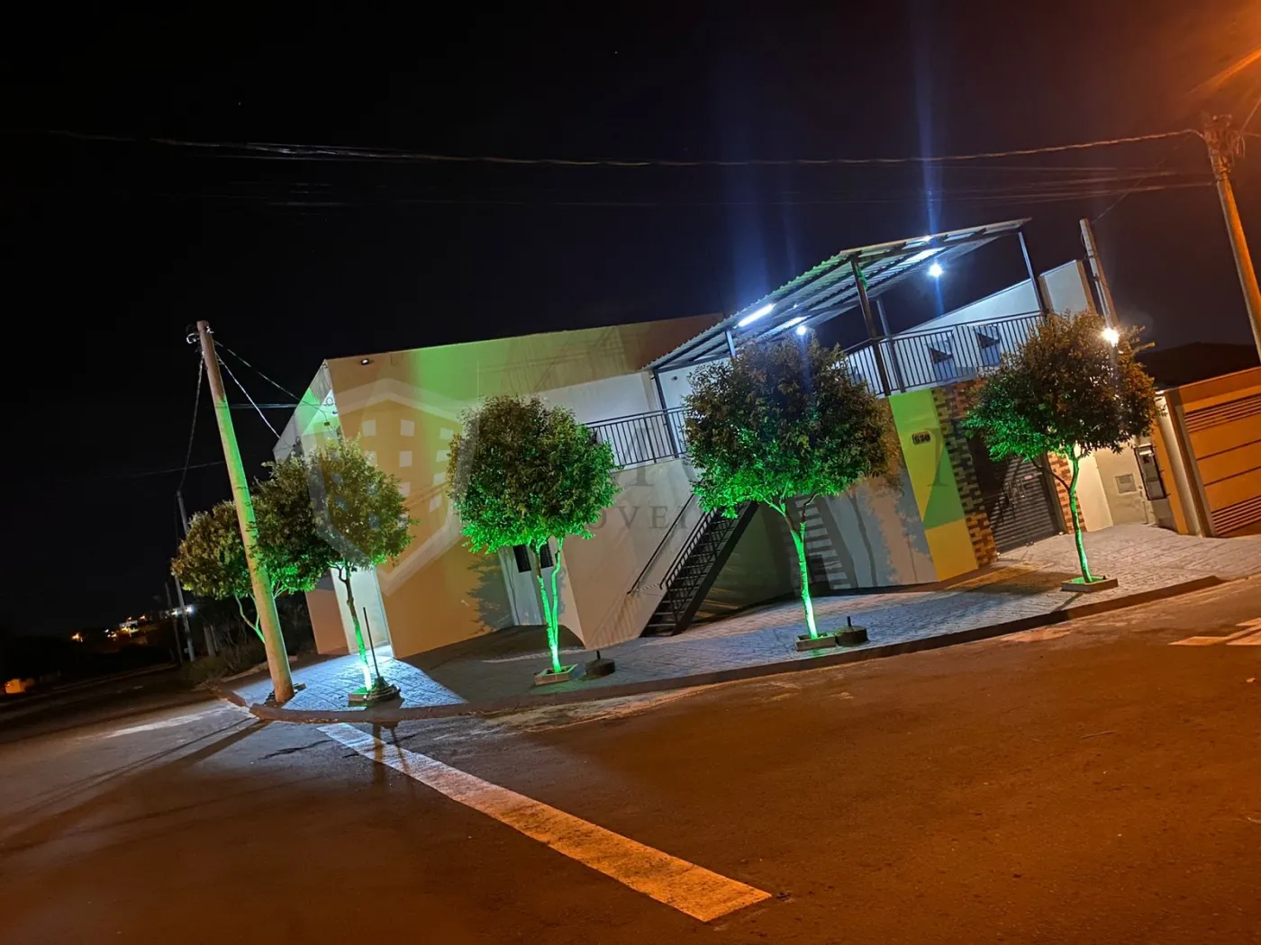 Alugar Comercial / Ponto Comercial em Ribeir&atilde;o Preto R$ 3.100,00 - Foto 8