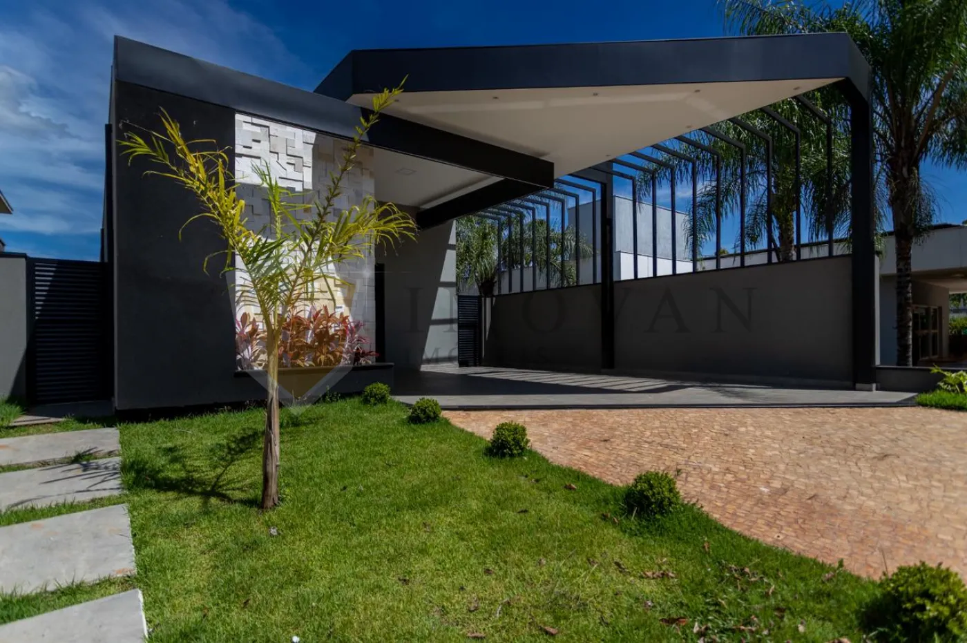 Alugar Casa / Condom&iacute;nio em Bonfim Paulista R$ 9.000,00 - Foto 1