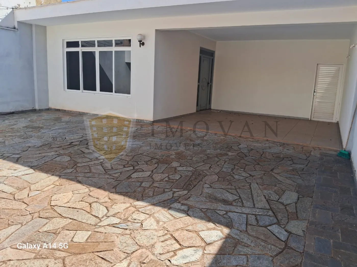 Comprar Casa / Padr&atilde;o em Ribeir&atilde;o Preto R$ 775.000,00 - Foto 2