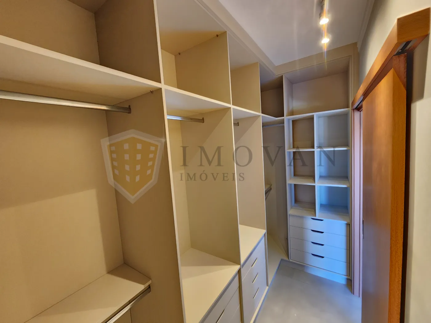 Alugar Casa / Condom&iacute;nio em Bonfim Paulista R$ 8.900,00 - Foto 19