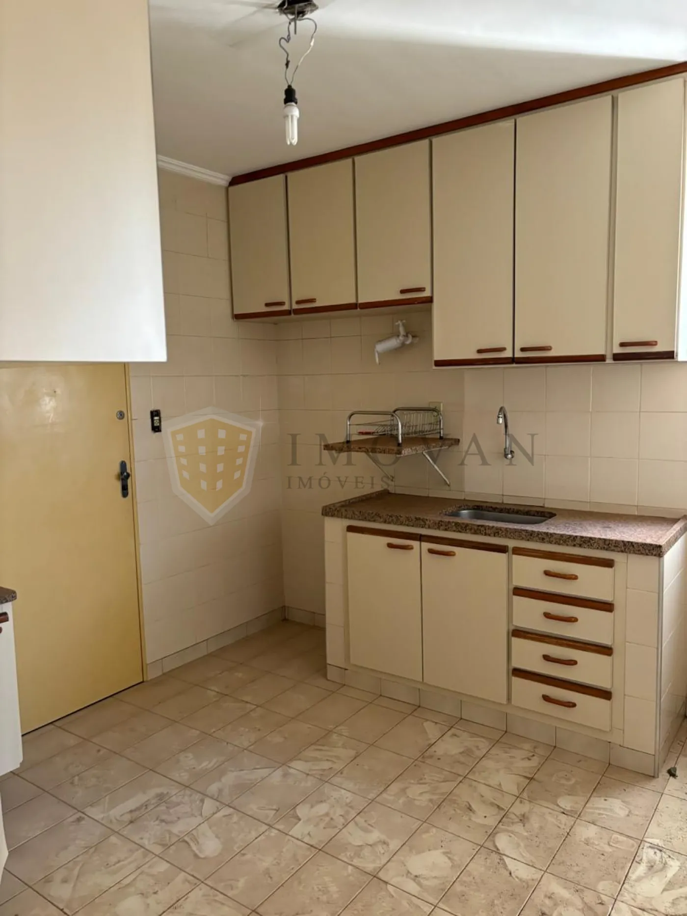 Comprar Apartamento / Padr&atilde;o em Ribeir&atilde;o Preto R$ 250.000,00 - Foto 1