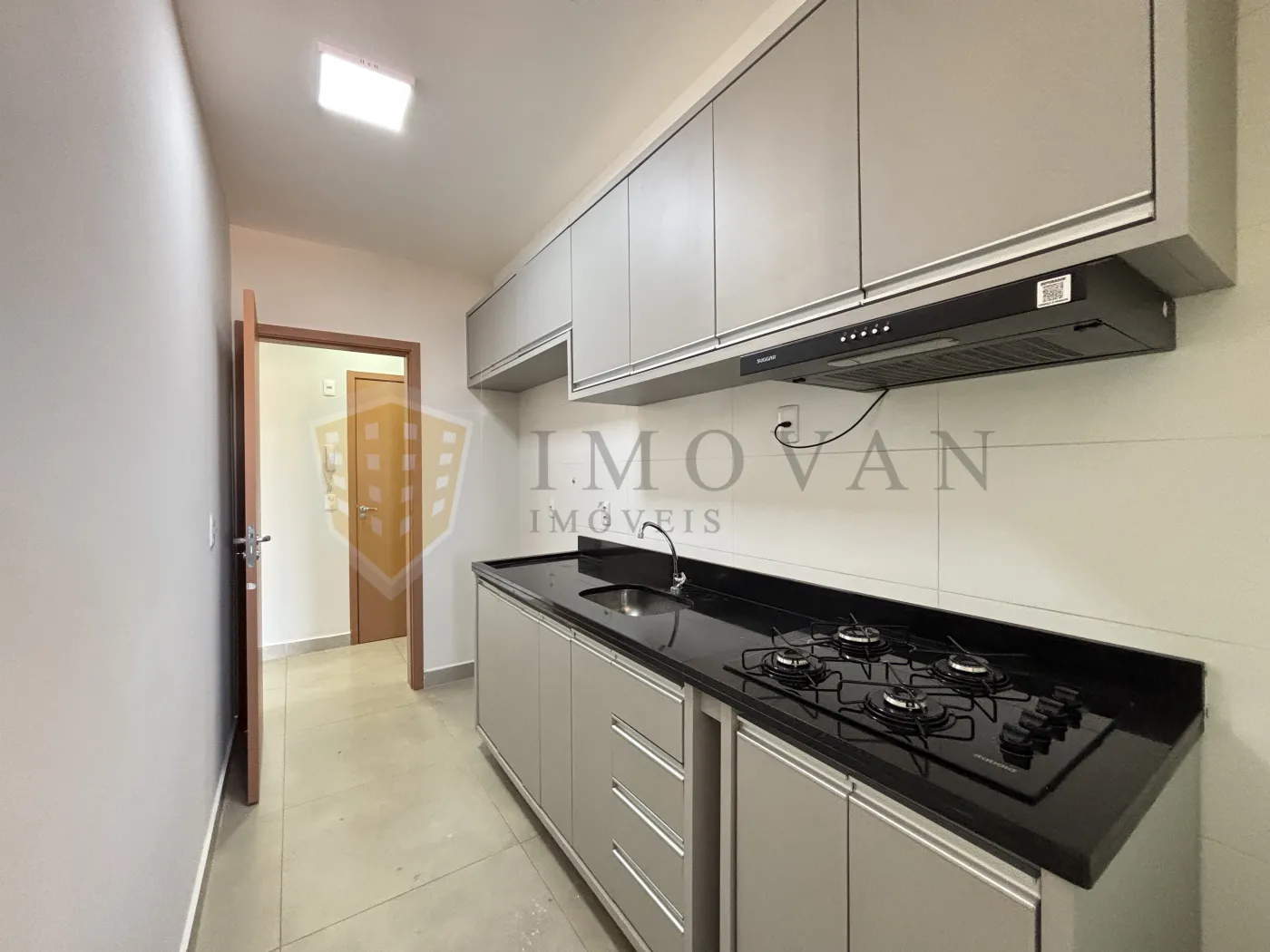 Alugar Apartamento / Padr&atilde;o em Ribeir&atilde;o Preto R$ 3.000,00 - Foto 3