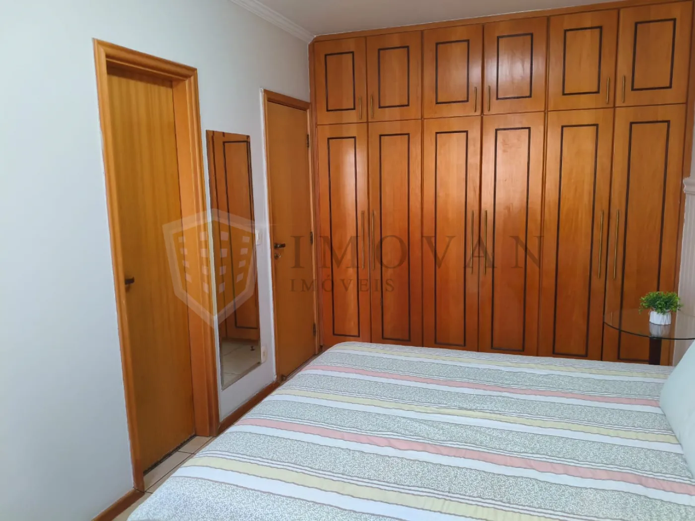 Comprar Apartamento / Padr&atilde;o em Ribeir&atilde;o Preto R$ 860.000,00 - Foto 12