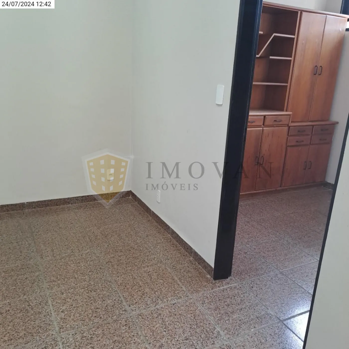 Alugar Comercial / Pr&eacute;dio em Ribeir&atilde;o Preto R$ 9.300,00 - Foto 3