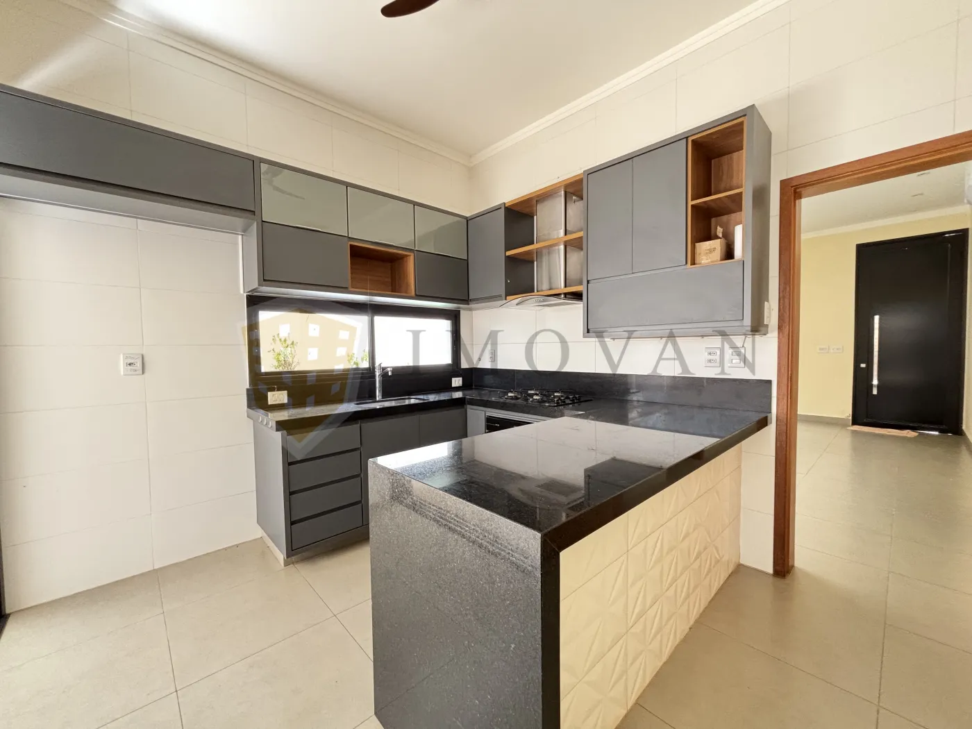 Alugar Casa / Condom&iacute;nio em Bonfim Paulista R$ 8.000,00 - Foto 2