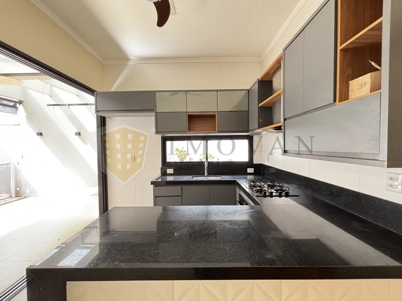 Alugar Casa / Condom&iacute;nio em Bonfim Paulista R$ 8.000,00 - Foto 3