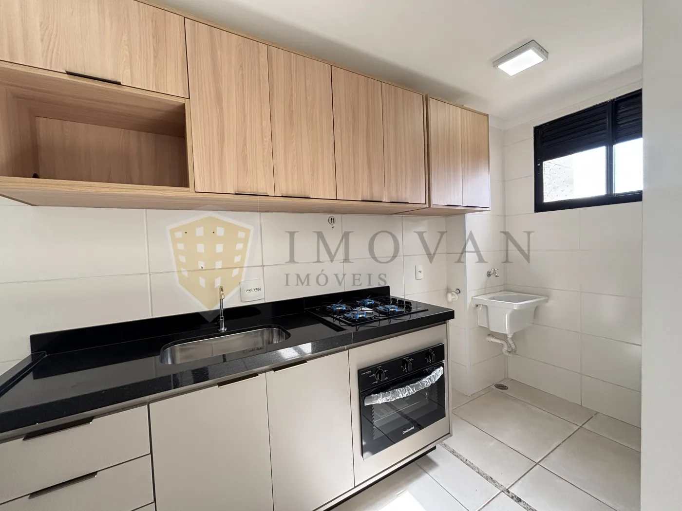 Alugar Apartamento / Padr&atilde;o em Bonfim Paulista R$ 1.800,00 - Foto 4