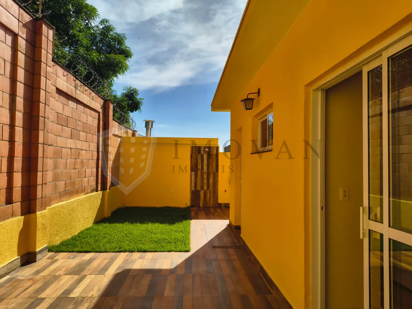 Alugar Casa / Condom&iacute;nio em Bonfim Paulista R$ 3.900,00 - Foto 18