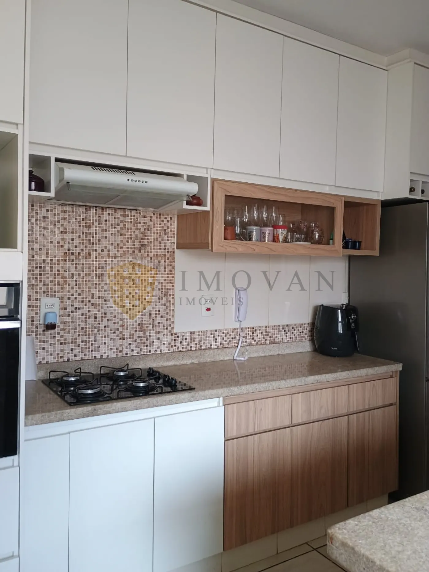 Comprar Apartamento / Padr&atilde;o em Ribeir&atilde;o Preto R$ 350.000,00 - Foto 5