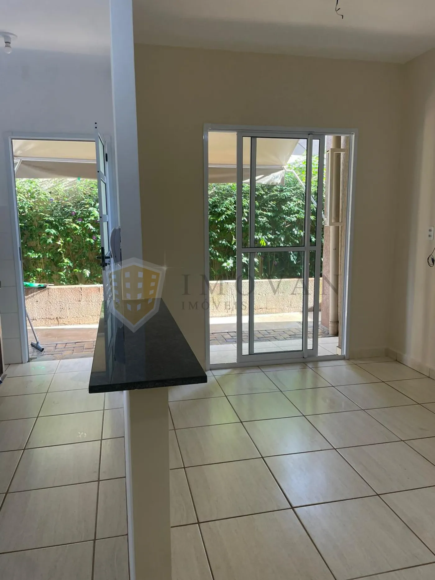 Comprar Apartamento / Padr&atilde;o em Bonfim Paulista R$ 229.000,00 - Foto 2