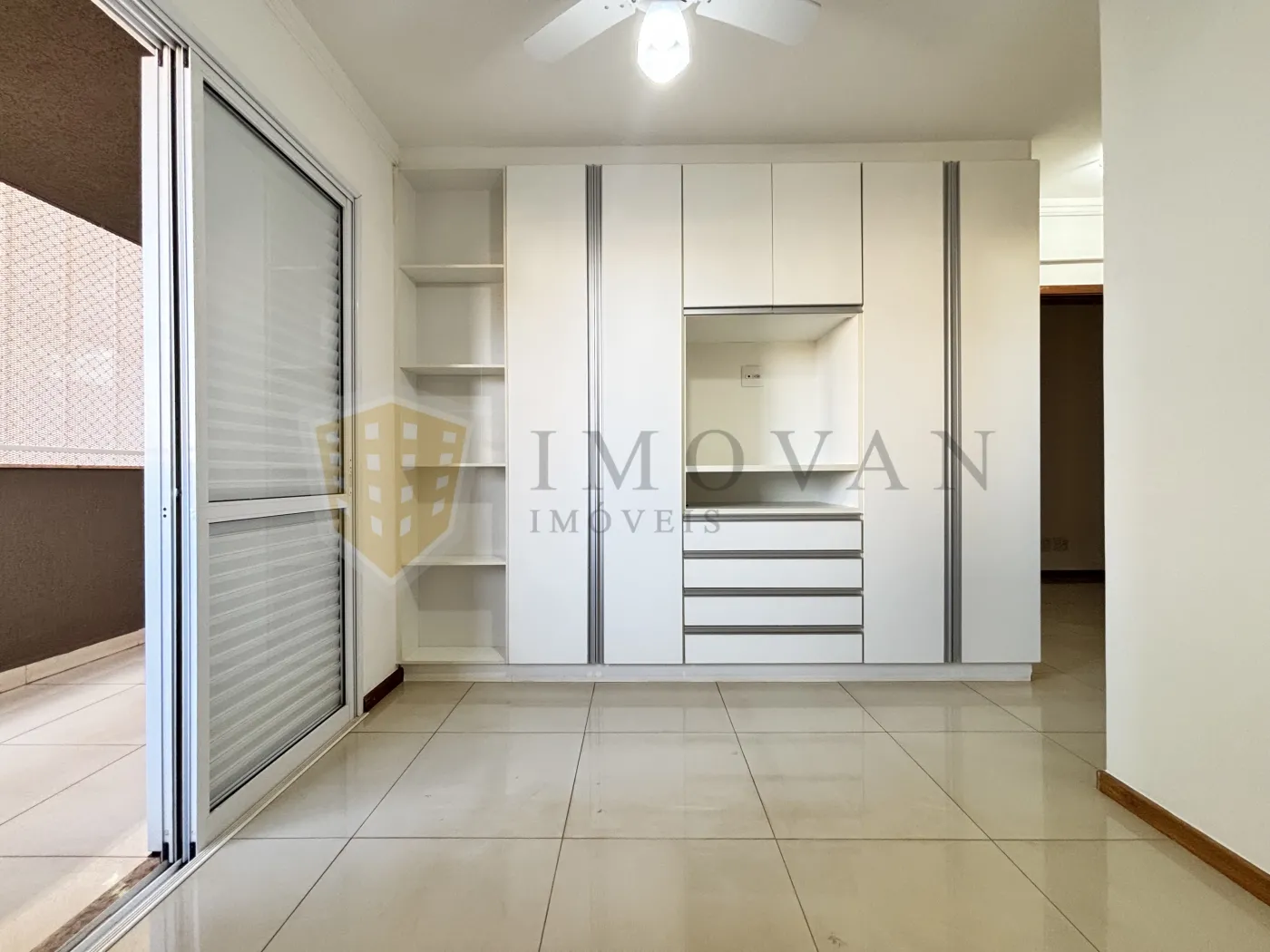 Alugar Apartamento / Padr&atilde;o em Ribeir&atilde;o Preto R$ 3.600,00 - Foto 10