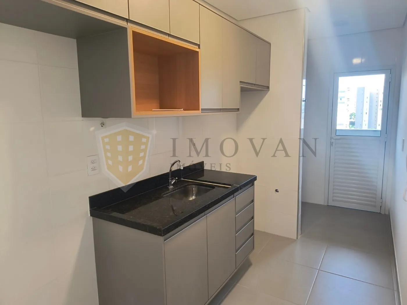 Comprar Apartamento / Padr&atilde;o em Ribeir&atilde;o Preto R$ 690.000,00 - Foto 2