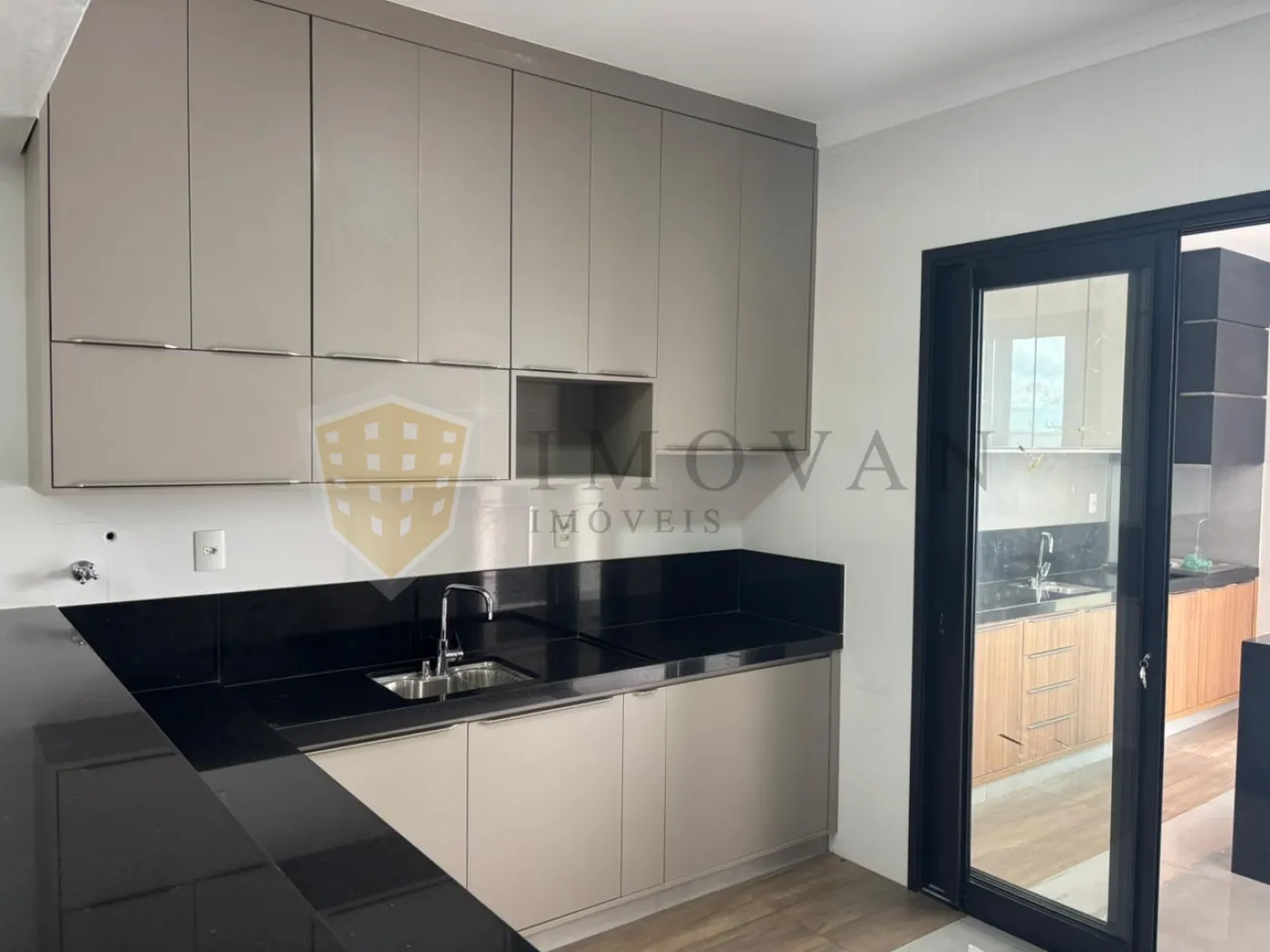 Comprar Casa / Condom&iacute;nio em Ribeir&atilde;o Preto R$ 1.390.000,00 - Foto 4