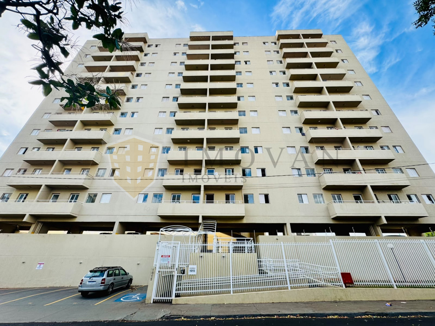 Comprar Apartamento / Padr&atilde;o em Ribeir&atilde;o Preto R$ 265.900,00 - Foto 1