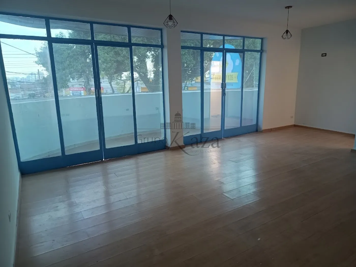 Foto 2 de Comercial Prédio em Jardim Satélite, São José dos Campos - imagem 2 Foto 2 de Comercial Prédio em Jardim Satélite, São José dos Campos - imagem 2