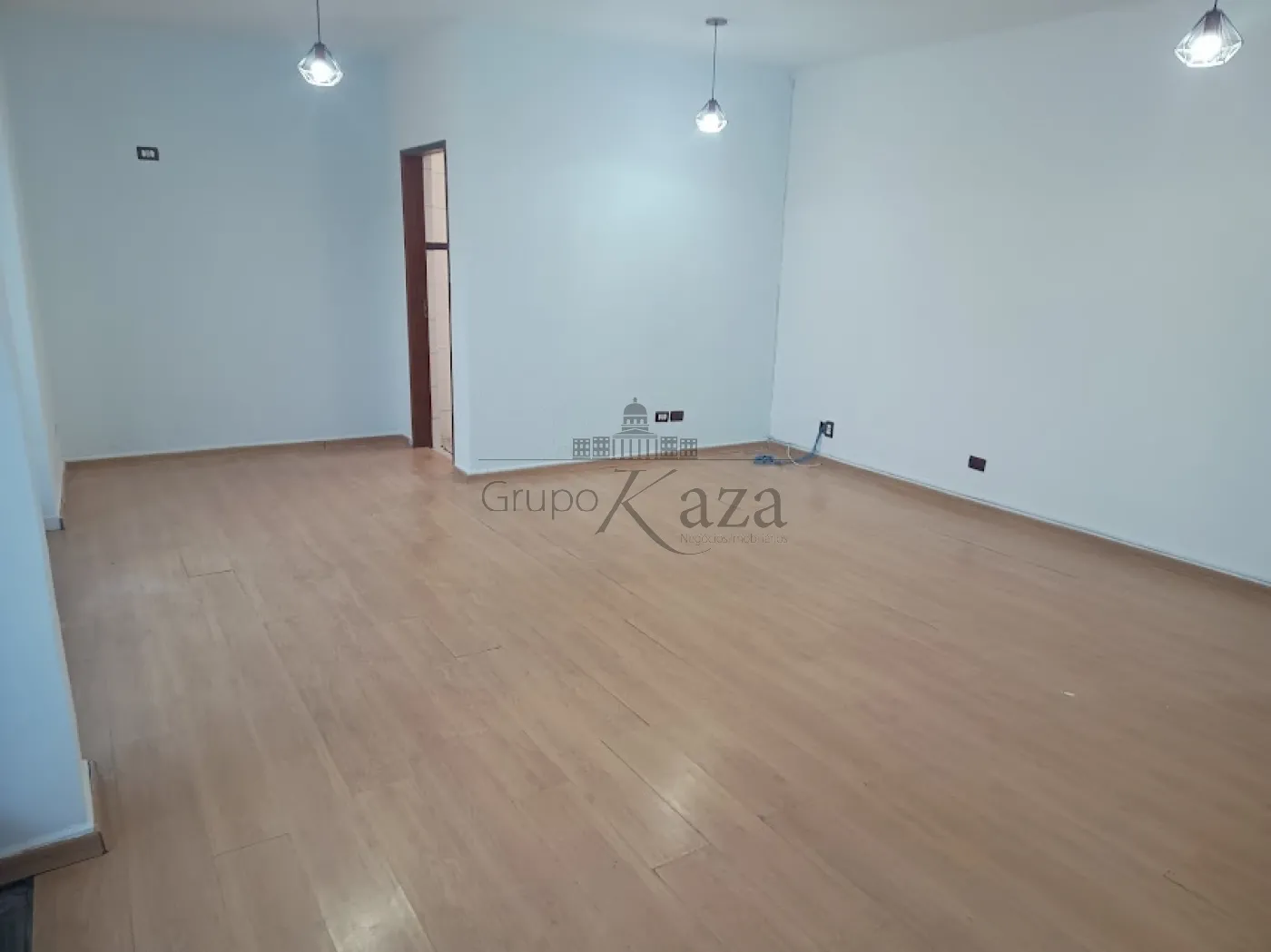 Foto 1 de Comercial Prédio em Jardim Satélite, São José dos Campos - imagem 1 Foto 1 de Comercial Prédio em Jardim Satélite, São José dos Campos - imagem 1