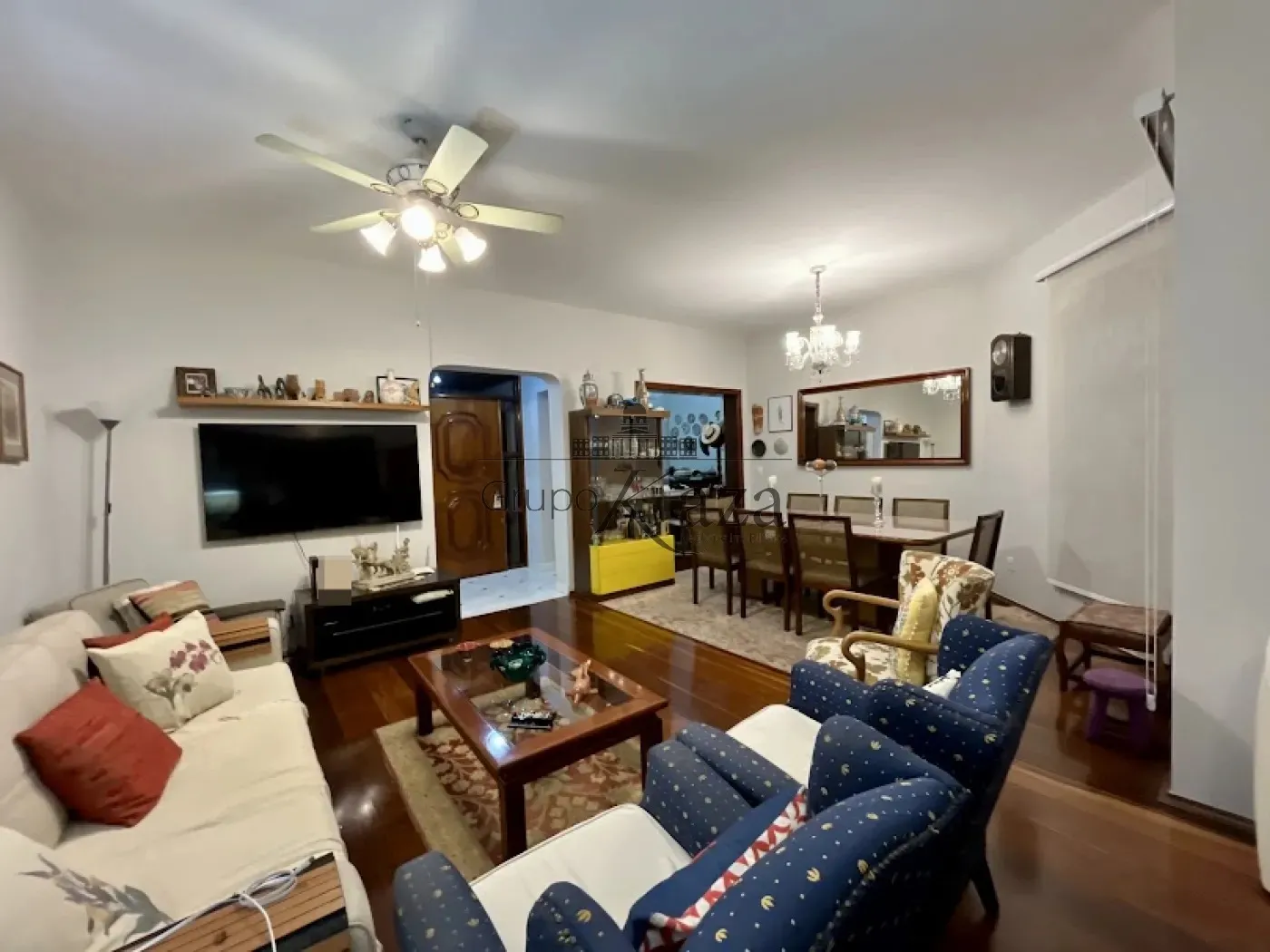 Foto 3 de Apartamento Padrão em Vila Adyana, São José dos Campos - imagem 3 Foto 3 de Apartamento Padrão em Vila Adyana, São José dos Campos - imagem 3