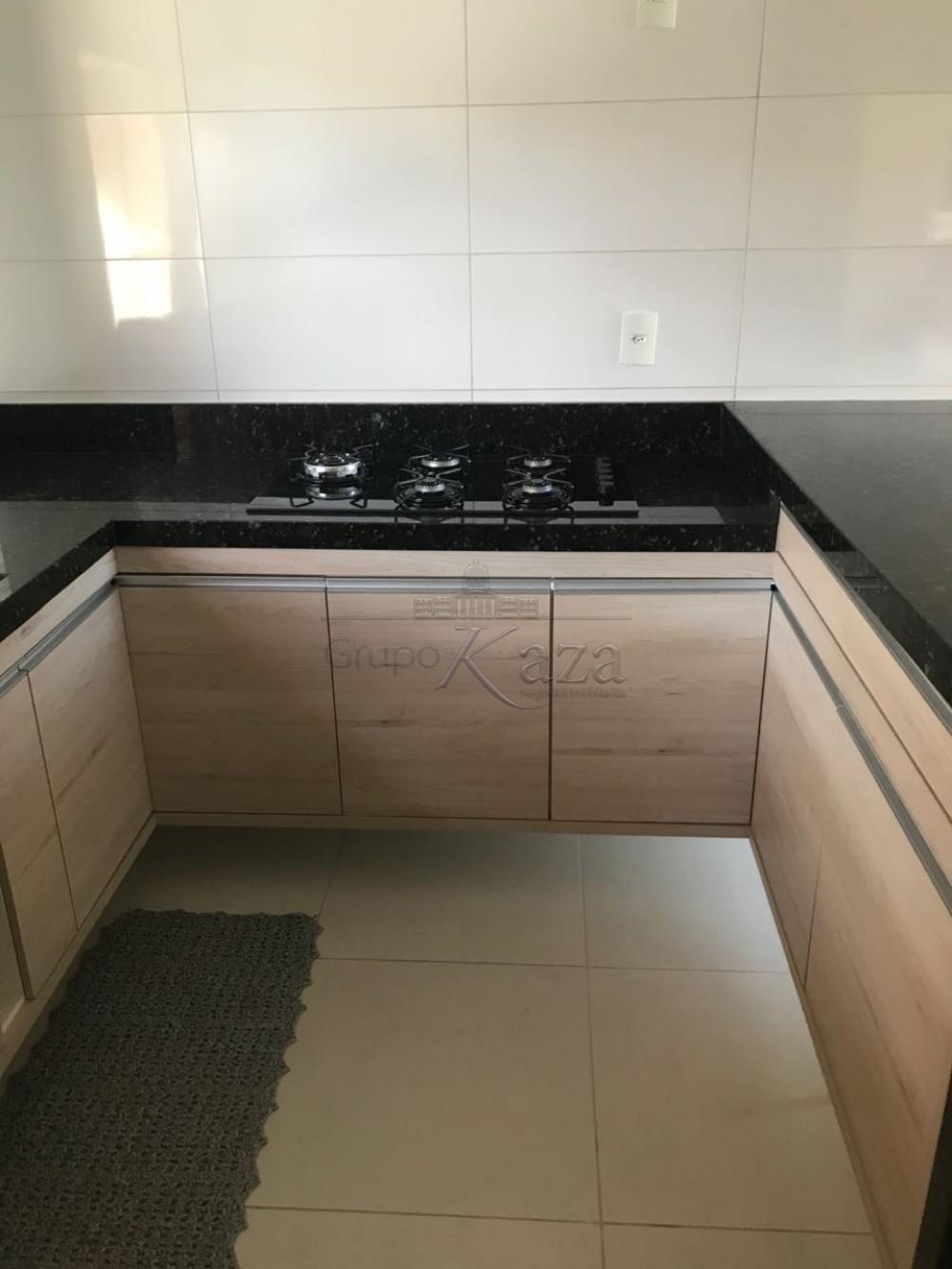 Foto 3 de Casa Padrão em Jardim Primavera, Jacareí - imagem 3 Foto 3 de Casa Padrão em Jardim Primavera, Jacareí - imagem 3