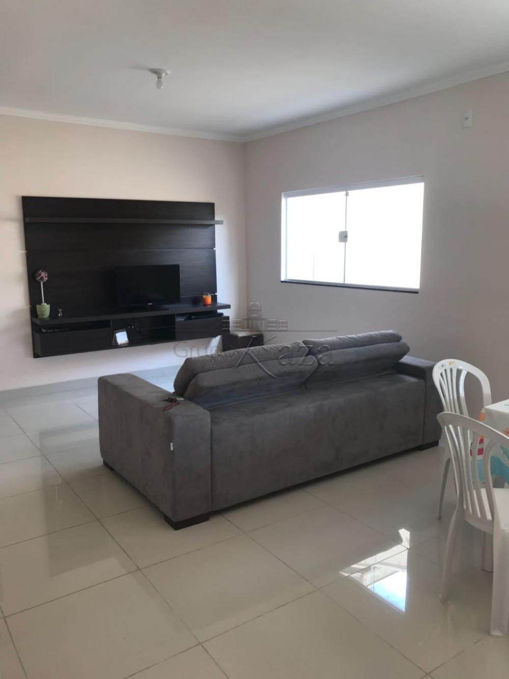 Foto 1 de Casa Padrão em Jardim Primavera, Jacareí - imagem 1 Foto 1 de Casa Padrão em Jardim Primavera, Jacareí - imagem 1