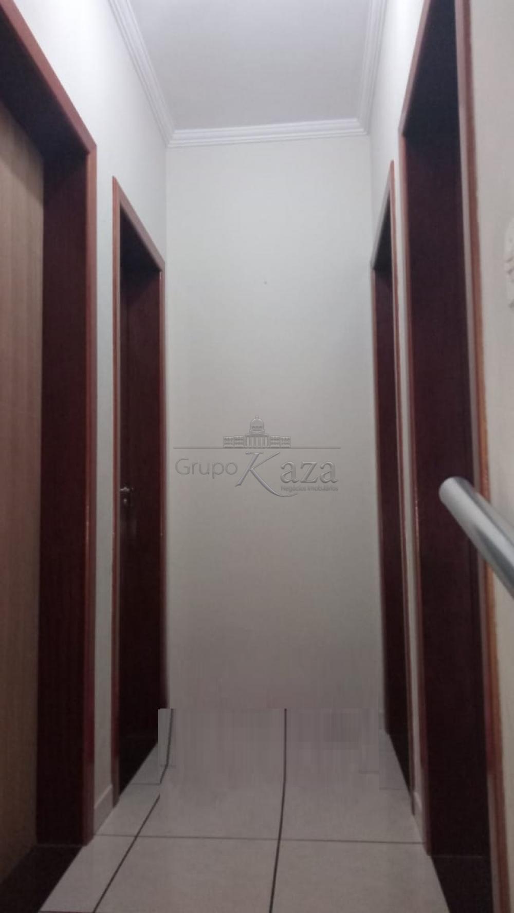 Foto 10 de Casa Sobrado em Jardim Ismênia, São José dos Campos - imagem 10