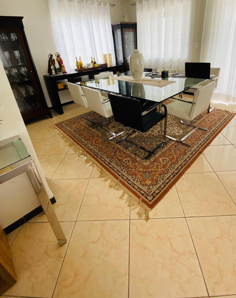 Foto 2 de Casa Padrão em Terras de Santa Helena, Jacareí - imagem 2 Foto 2 de Casa Padrão em Terras de Santa Helena, Jacareí - imagem 2