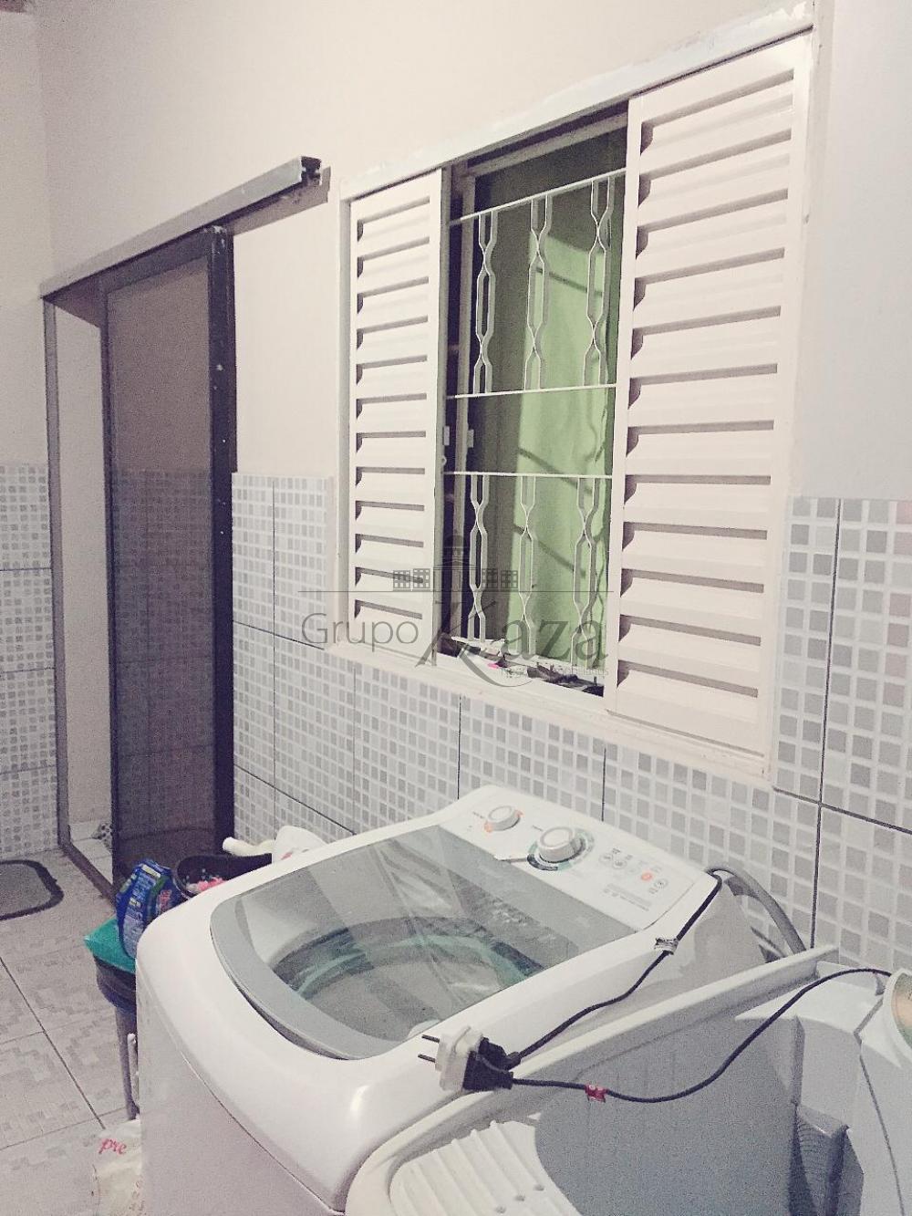 Foto 12 de Casa Padrão em Parque Novo Horizonte, São José dos Campos - imagem 12