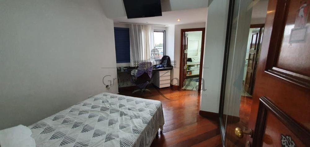 Foto 16 de Apartamento Padrão em Vila Adyana, São José dos Campos - imagem 16